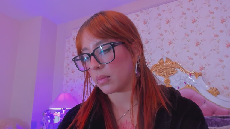 JuneEvanss's Streamate show and profile