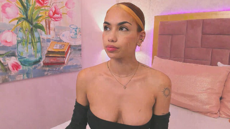 AnnieAdaams's Streamate show and profile