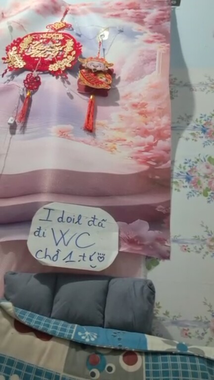 EmilyShow_96's Streamate show and profile