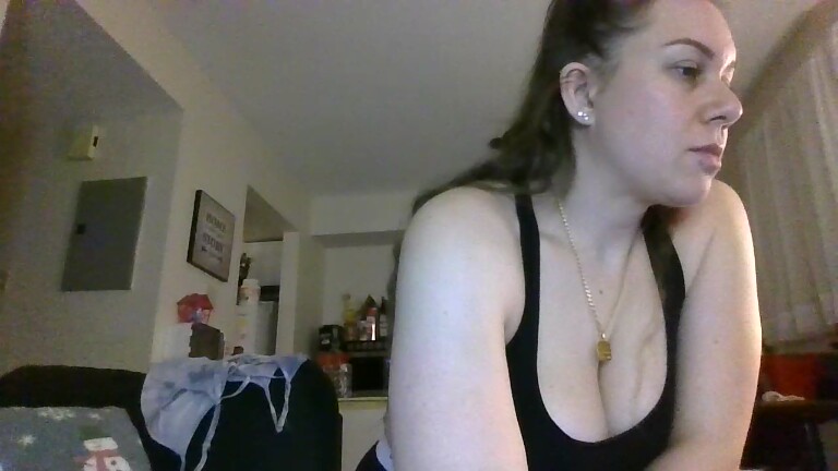 Thedevinemilf's Streamate show and profile