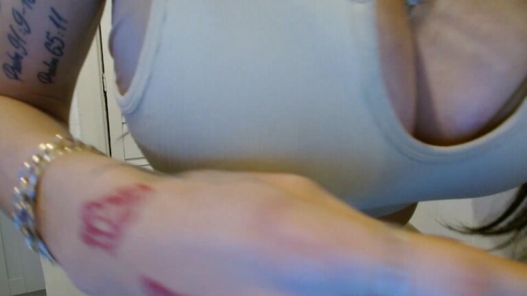 TaraJames99's Streamate show and profile