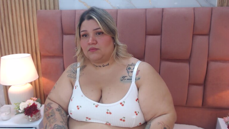 Evaverse's Streamate show and profile