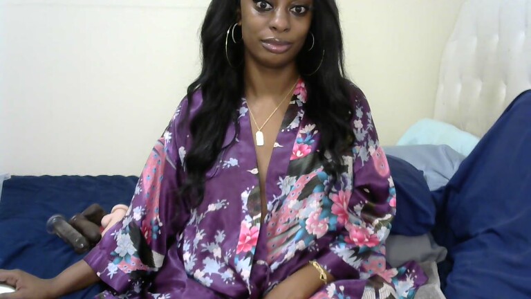 Prettylondond's Streamate show and profile