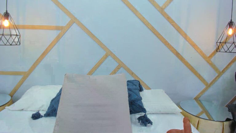 ScarlethCooper's Streamate show and profile