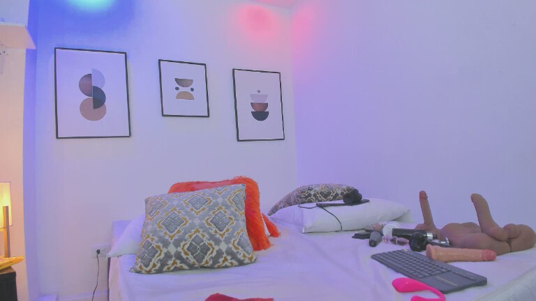 IsabelOrtega's Streamate show and profile