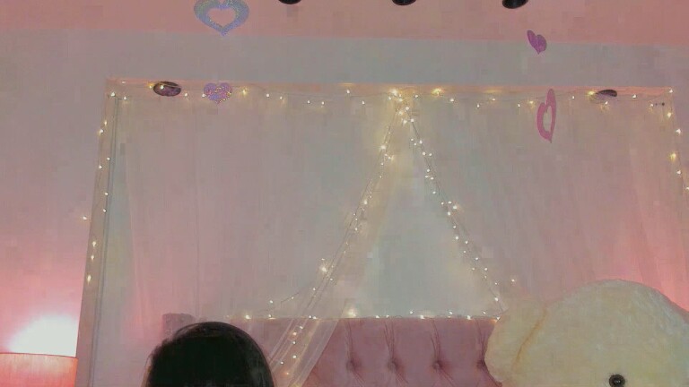 AlexandraWinterr's Streamate show and profile