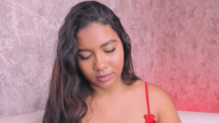 AdaraMillss's Streamate show and profile