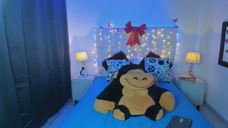 chantalmorriso's Streamate show and profile