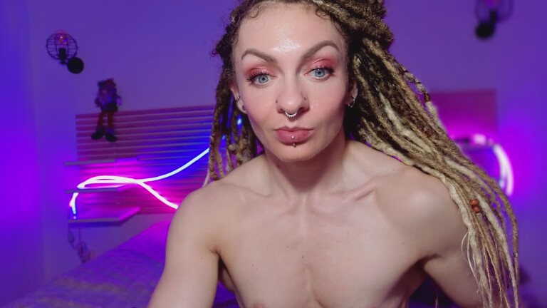 EshleyAlwaysFit's Streamate show and profile