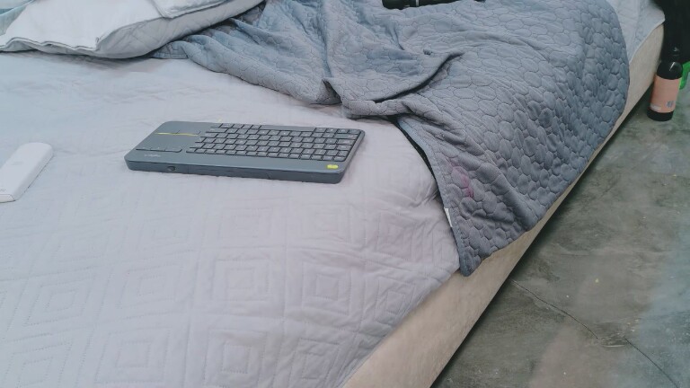 RubyyScarlett's Streamate show and profile