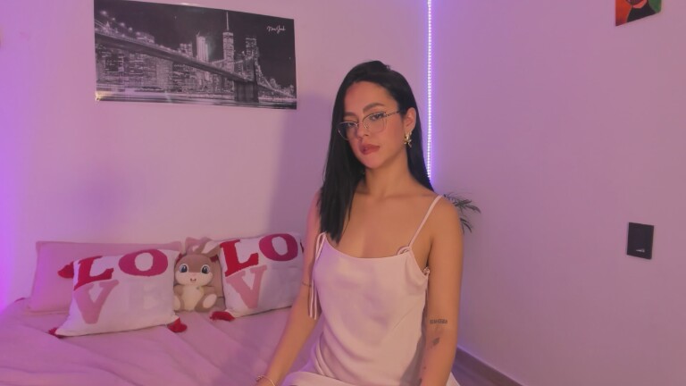 Aria_Greyy's Streamate show and profile