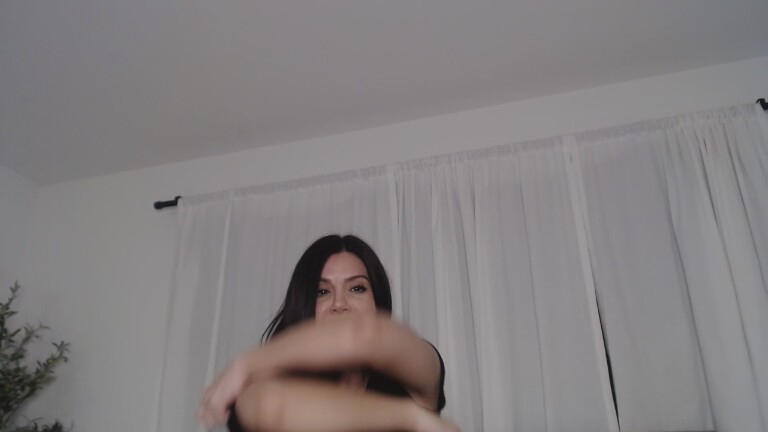 LilLyla's Streamate show and profile