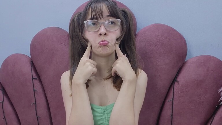 ISABELLAJHONS's Streamate show and profile