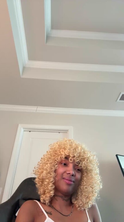 Beautifulbutterflyy's Streamate show and profile