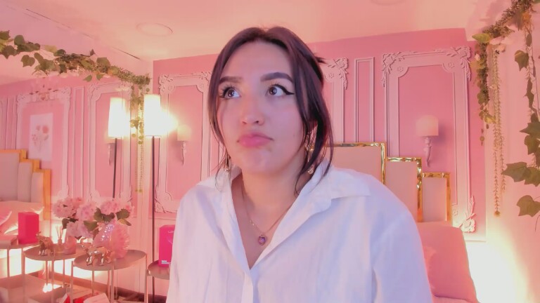 NaraSuarez's Streamate show and profile