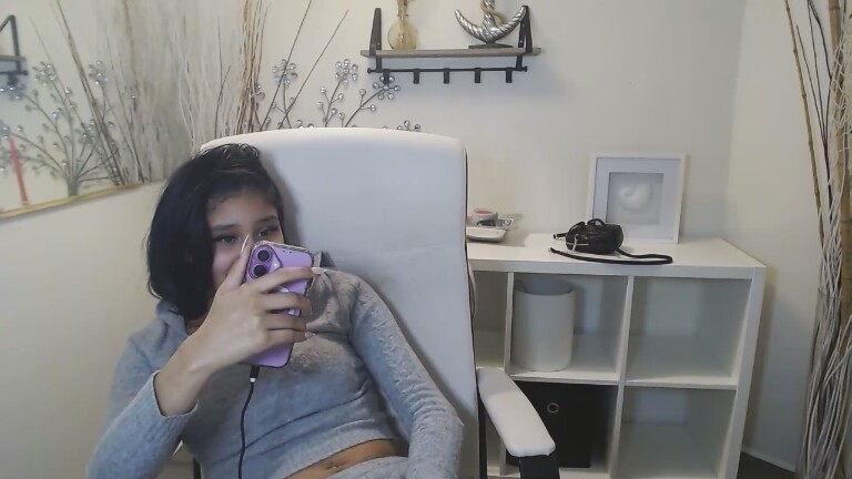 GigiTate's Streamate show and profile