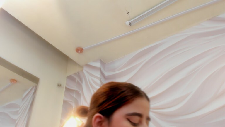 Martina_conor's Streamate show and profile