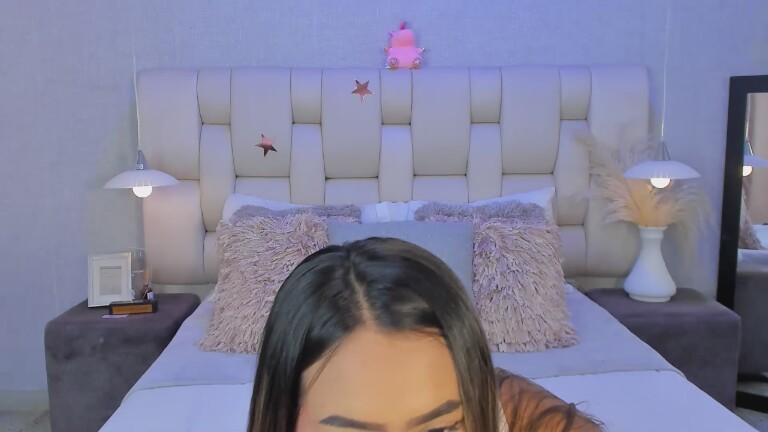 EmmaPrinncess's Streamate show and profile