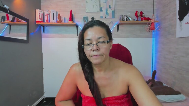 MatureePure's Streamate show and profile