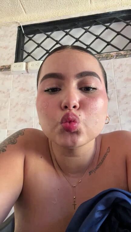 Evelin_Lombardi's Streamate show and profile