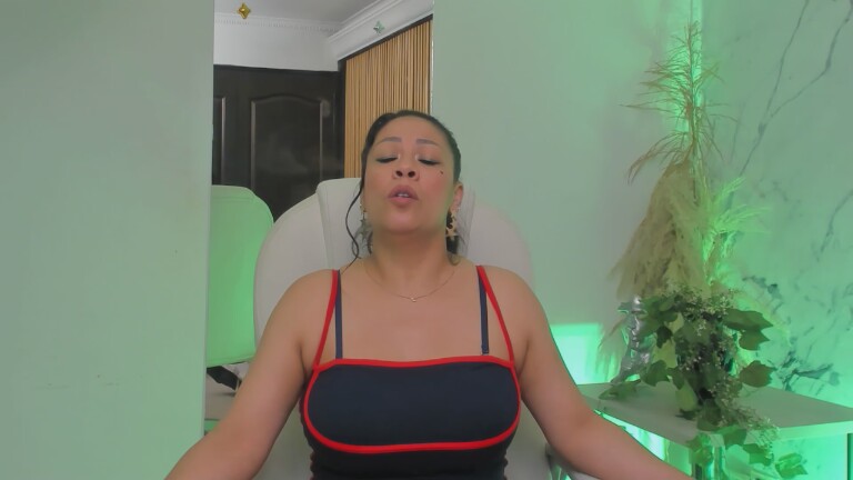 ViolettaThonsomS's Streamate show and profile