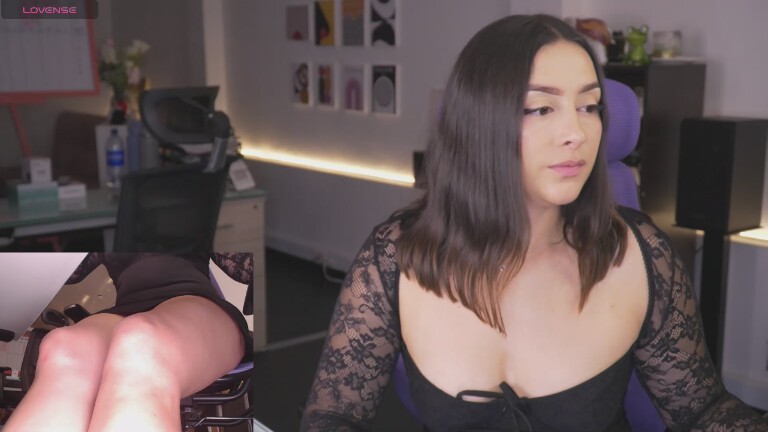 KimbeerlyClars's Streamate show and profile