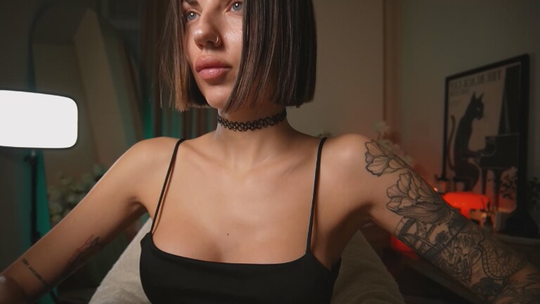 Lumiflare's Streamate show and profile