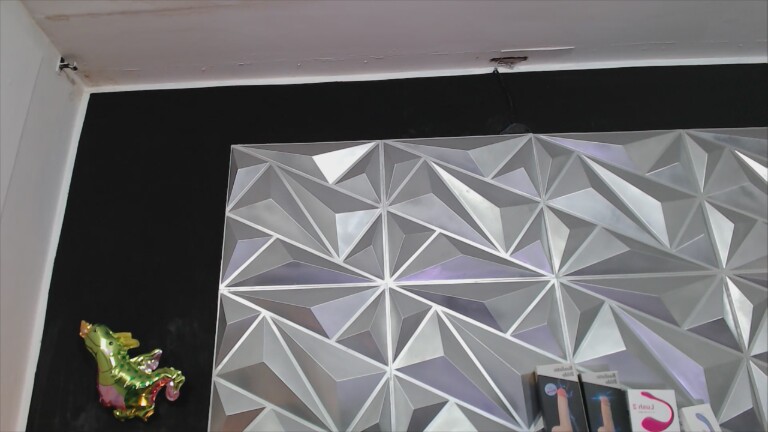 EmmaLush's Streamate show and profile