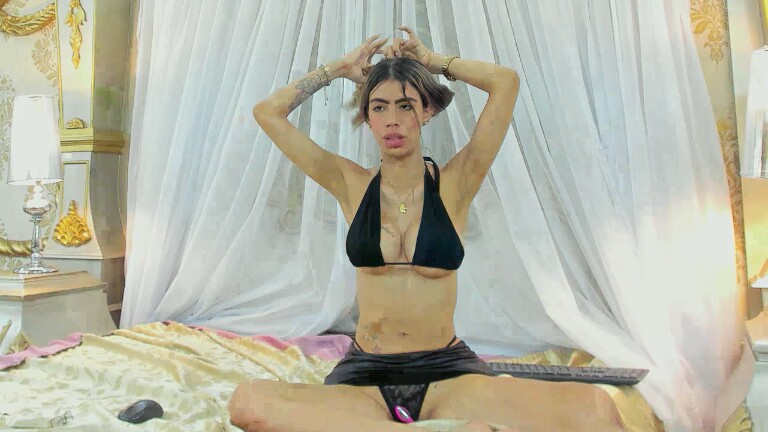 NissiCrown's Streamate show and profile