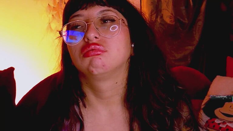 piaf_cute's Streamate show and profile