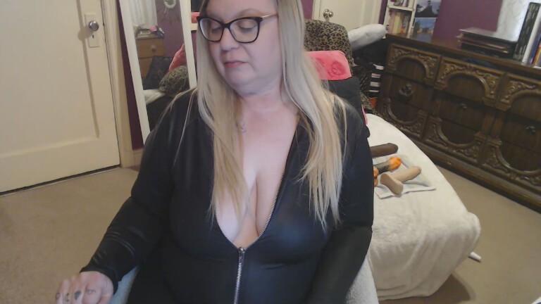 GretaNoir's Streamate show and profile