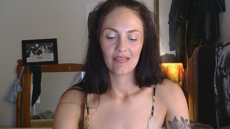 Delilah111's Streamate show and profile