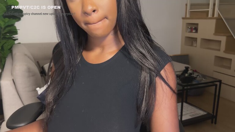 fantasyblkgirl's Streamate show and profile