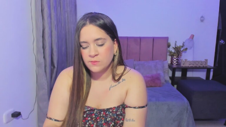 EmaBaaker's Streamate show and profile