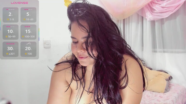 Tania_Cruz's Streamate show and profile