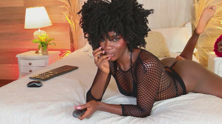 YaraDavis's Streamate show and profile