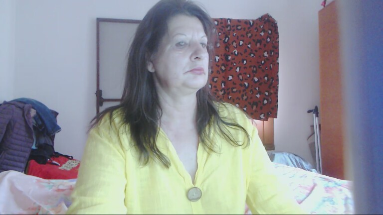 ExtasyMature's Streamate show and profile