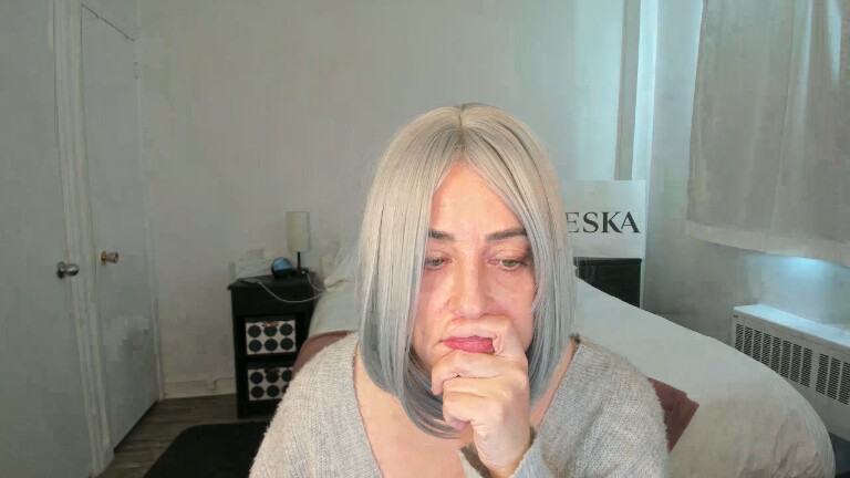 TheRealSeska's Streamate show and profile