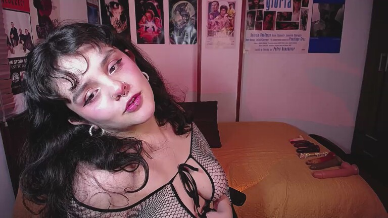 SofiaCoolle's Streamate show and profile