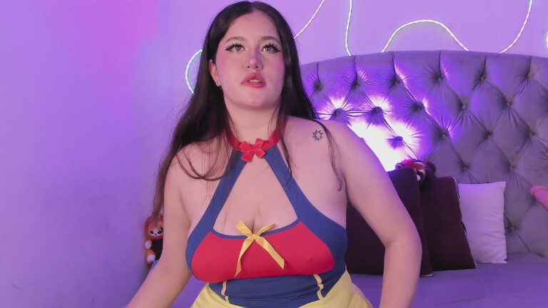 SummerLuna's Streamate show and profile