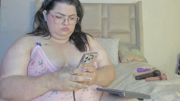 MiaBBW's Streamate show and profile