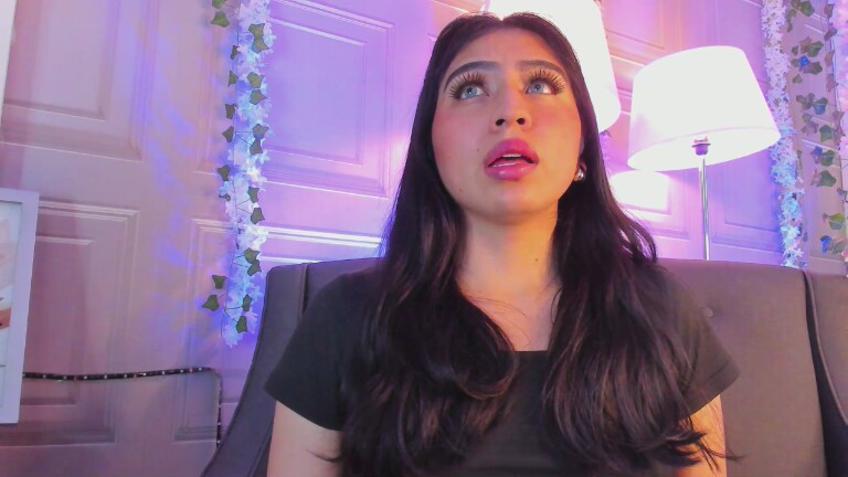 ZoeBell's Streamate show and profile