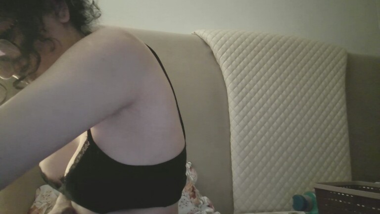 Sashameow24's Streamate show and profile