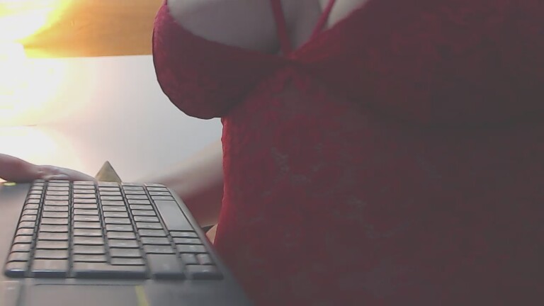 SeleneRisso's Streamate show and profile