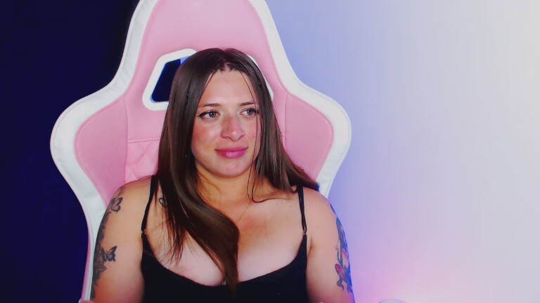 KloePiink's Streamate show and profile