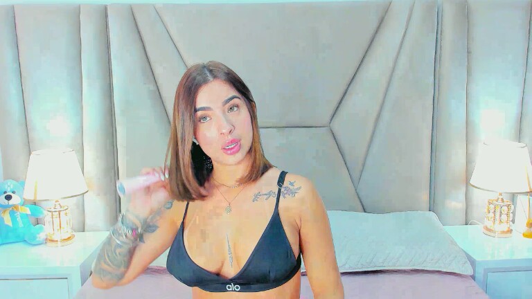 AmbarSimson's Streamate show and profile