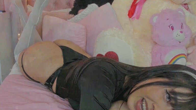 AlexandraWinterr's Streamate show and profile