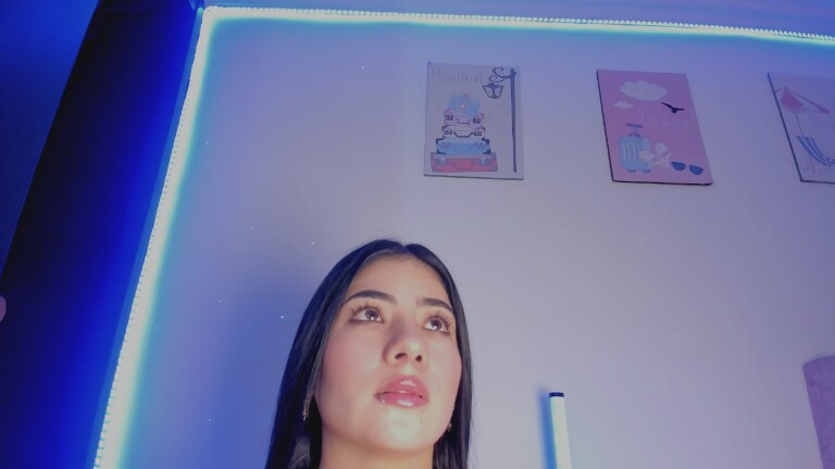 NatalieBluee's Streamate show and profile