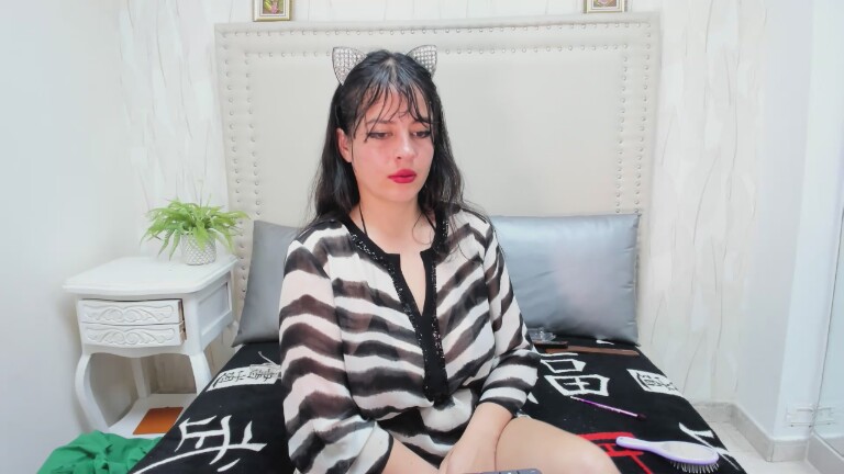 EmmaWatss's Streamate show and profile