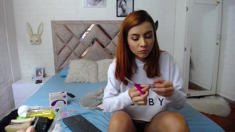 APRIILGREY's Streamate show and profile